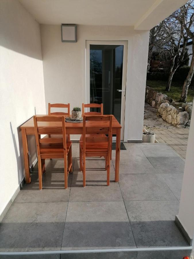 Apartma Pr Urarj Кобарид Экстерьер фото