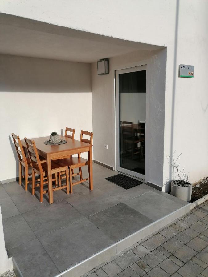 Apartma Pr Urarj Кобарид Экстерьер фото