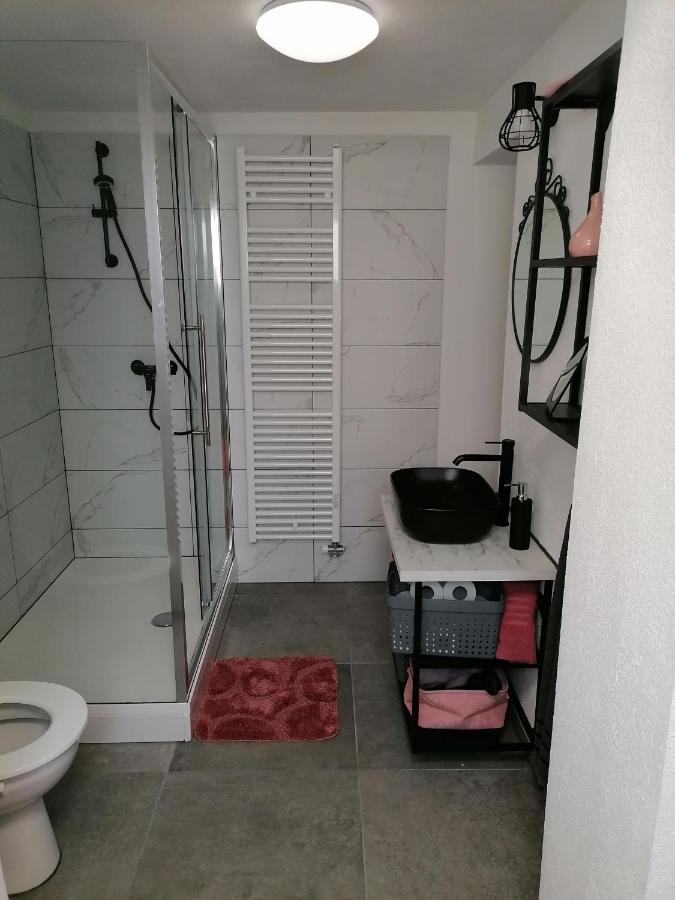Apartma Pr Urarj Кобарид Экстерьер фото